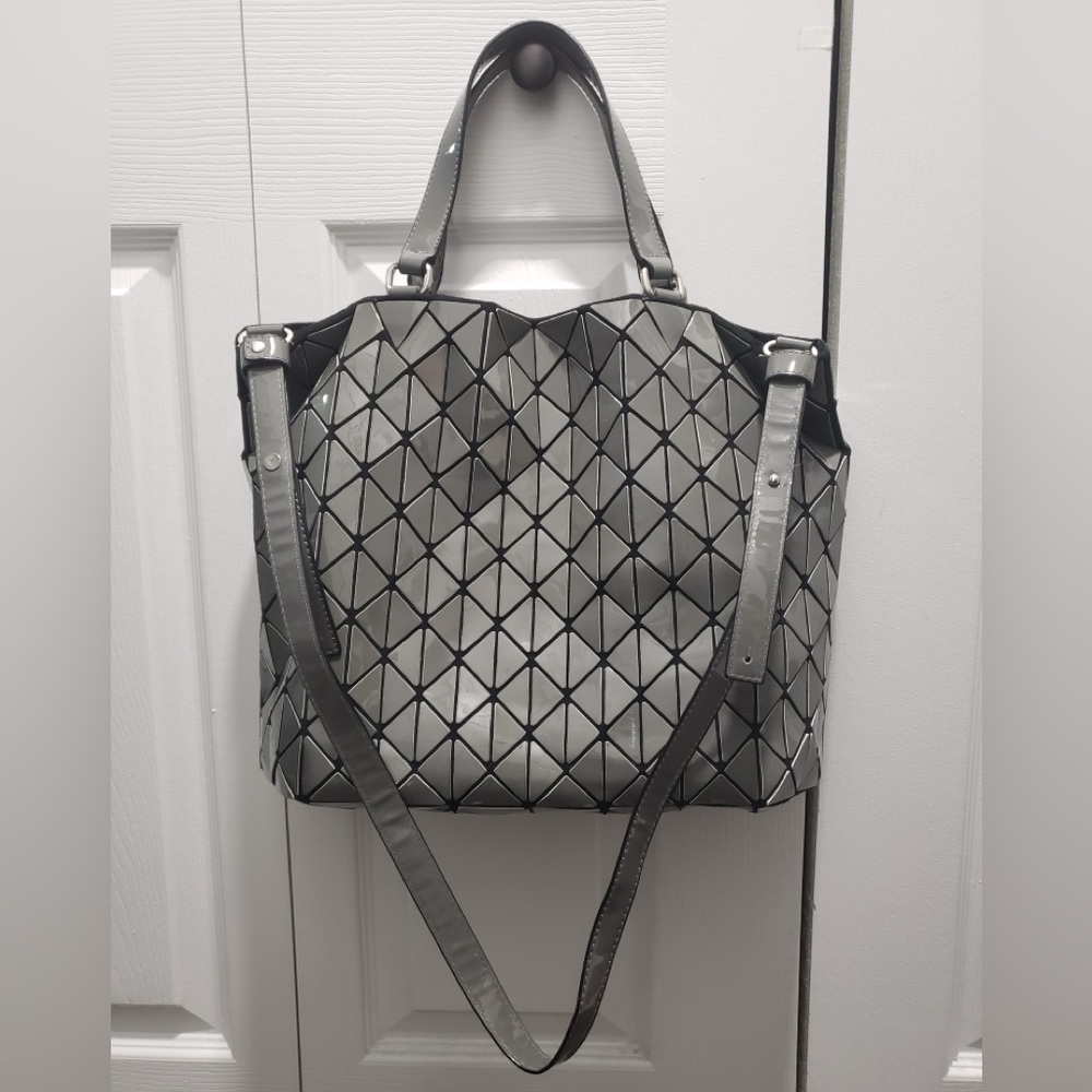 Metallic Geometry Bag - Picture 4 of 16